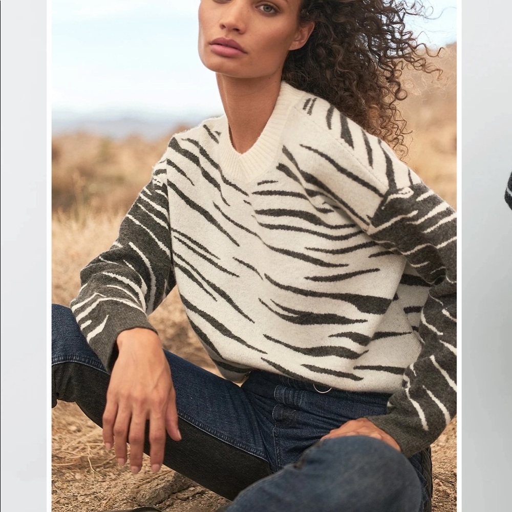 Rails Zebra-Print Crewneck Sweater in Ivory and Charcoal
